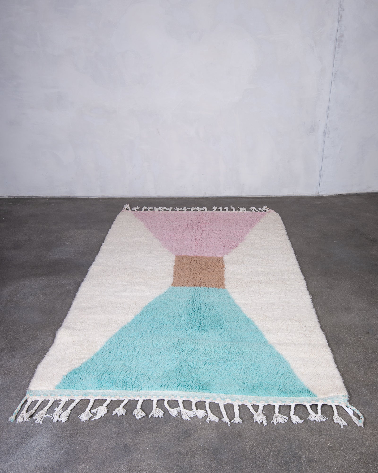 Modern designer handcrafted Berber rug from morocco Beniourain with beautiful colors and patterns